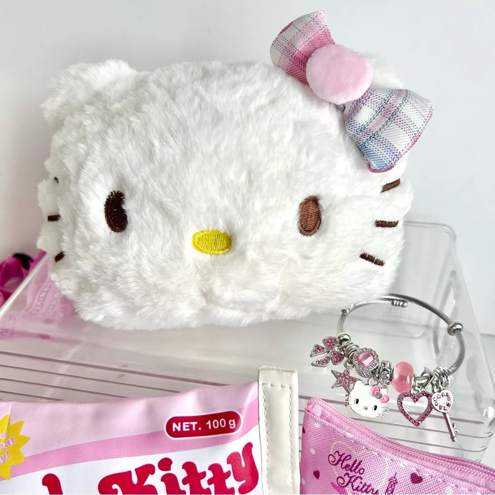 💖(HK327) Hello Kitty Adorable 7-Piece Cozy Plush Purse Bundle! - Picture 2 of 9